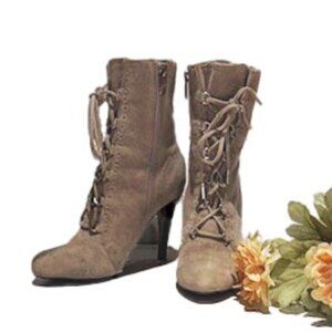Booties Beige Suede